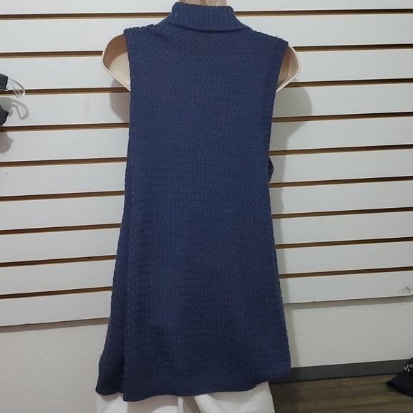 FYLO buckle front sweater vest S - Picture 3 of 4